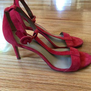 Ann Taylor T-Strap Coral Pink/Red sandals sz 8